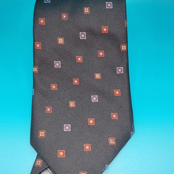 Robert Talbott Men's Silk Necktie Geometric Square Handsewn Finest Silk Classic - Picture 11 of 11